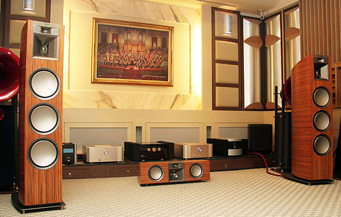 西门子创世界纪录的电机助力Extra 330LE飞机完成首飞:十大足球赌注软件排行榜(图2) 足球赌注软件